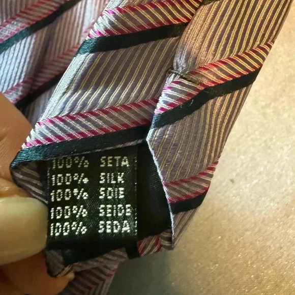 Giorgio Valentini 100% Silk Pink and Purple Striped Silk Tie - Picture 3 of 4